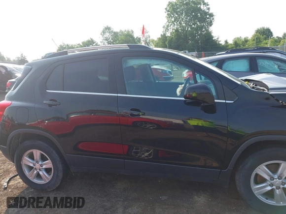 2020 Chevrolet Trax LT with VIN 3GNCJLSB4LL232237, listed as a IAAI auction lot 42481748 with 46,970 mi miles and . Bid and sale history available at DreamBid. Image 13.