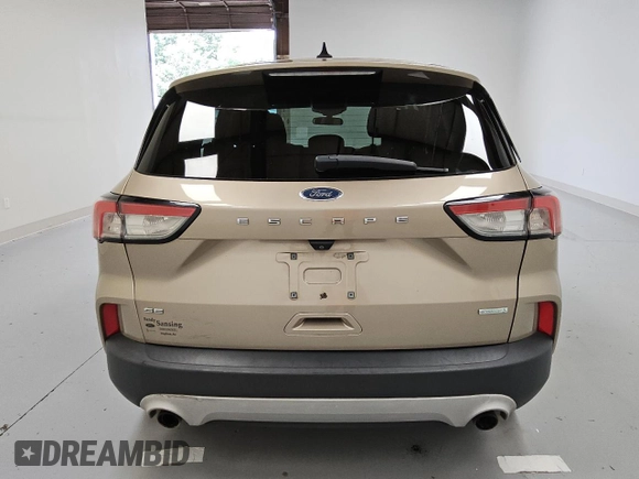 2020 Ford Escape SE z VIN 1FMCU0G61LUA00772, wystawiony jako Copart lot #65851325 z przebiegiem 126 308 mil mil oraz Czysty tytuł • Clean title. Historia ofert i sprzedaży dostępna na DreamBid. Obrazek 6.