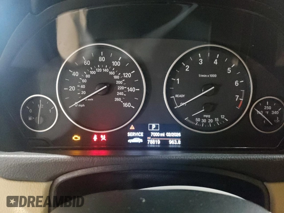 2018 BMW 3 Series 320i xDrive с VIN WBA8E5G51JNV02570, выставлен на аукционе Copart как лот 49970335 с пробегом 78 819 миль миль и Списание • Salvage title. История ставок и продаж доступна на DreamBid. Изображение 9.