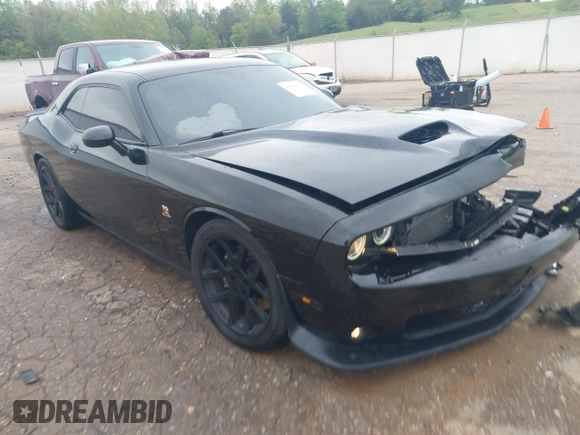 2016 Dodge Challenger R/T Scat Pack z VIN 2C3CDZFJ4GH118973, wystawiony jako IAAI lot #41960654 z przebiegiem 180 315 mil mil oraz . Historia ofert i sprzedaży dostępna na DreamBid. Obrazek 18.