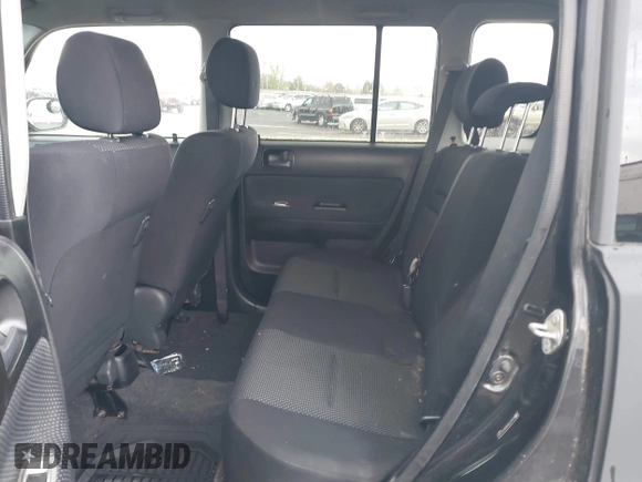 2005 Scion xB z VIN JTLKT324X50197322, wystawiony jako IAAI lot #41953951 z przebiegiem 155 305 mil mil oraz . Historia ofert i sprzedaży dostępna na DreamBid. Obrazek 8.