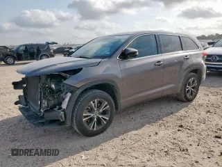 2017 Toyota Highlander LE z VIN 5TDZZRFH4HS196788, wystawiony jako Copart lot #57457675 z przebiegiem 127 917 mil mil oraz Szkoda całkowita • Salvage title. Historia ofert i sprzedaży dostępna na DreamBid. Obrazek 1.