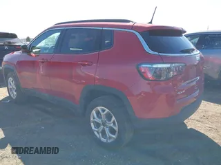 2025 Jeep Compass Latitude с VIN 3C4NJDBN7ST548795, выставлен на аукционе IAAI как лот 41891359 с пробегом 4 569 миль миль и . История ставок и продаж доступна на DreamBid. Изображение 3.