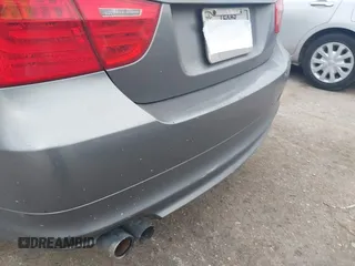 2011 BMW 3 Series 328i xDrive with VIN WBAPK7G55BNN86328, listed as a IAAI auction lot 41221578 with 219,388 mi miles. Bid and sale history available at carsss.com. Image 13.