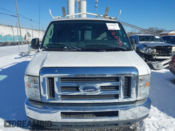 2013 Ford Econoline Cargo Commercial z VIN 1FTNE2EW5DDA25524, wystawiony jako IAAI lot #41208957 z przebiegiem 148 921 mil mil oraz . Historia ofert i sprzedaży dostępna na DreamBid. Obrazek 12.