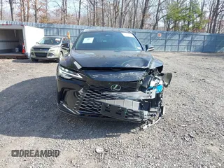 2024 Lexus RX 350 z VIN 2T2BAMCA6RC079450, wystawiony jako IAAI lot #41781873 z przebiegiem 6749 mil mil oraz . Historia ofert i sprzedaży dostępna na DreamBid. Obrazek 12.
