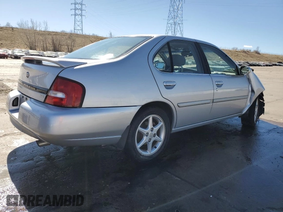 2000 Nissan Altima GXE with VIN 1N4DL01A8YC154858, listed as a Copart auction lot 50524305 with 180,722 mi miles and Salvage Title. Bid and sale history available at carsss.com. Image 3.