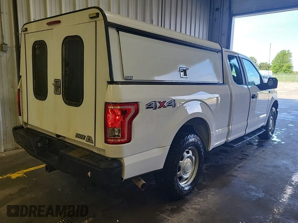 2016 Ford F-150 XLT with VIN 1FTFX1EF2GKD19438, listed as a IAAI auction lot 42610430 with 165,618 mi miles and . Bid and sale history available at DreamBid. Image 28.