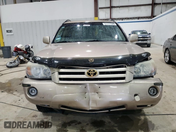 2004 Toyota Highlander z VIN JTEEP21A640020002, wystawiony jako Copart lot #51777285 z przebiegiem 102 011 mil mil oraz Nie do naprawy • Non repairable. Historia ofert i sprzedaży dostępna na DreamBid. Obrazek 5.