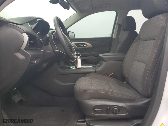 2018 Chevrolet Traverse LT Cloth with VIN 1GNERGKW4JJ236675, listed as a Copart auction lot 52904275 with 100,401 mi miles and Salvage Title. Bid and sale history available at carsss.com. Image 7.