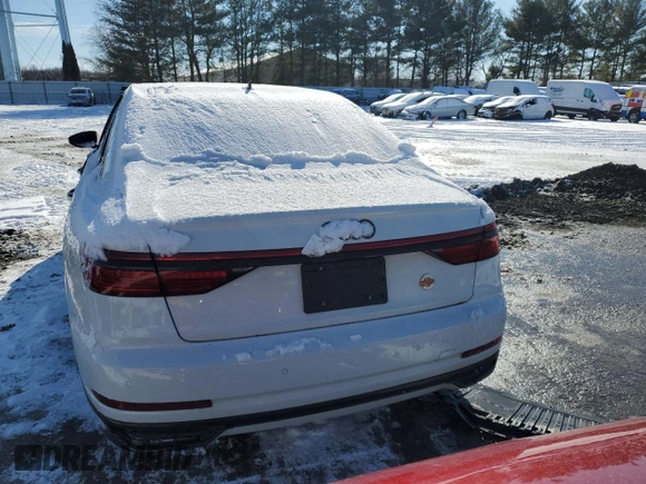 2019 Audi A8 L with VIN WAU8DAF84KN015999, listed as a Copart auction lot 88240025 with 61,406 mi miles and Salvage Title. Bid and sale history available at carsss.com. Image 6.