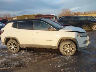 2024 Jeep Compass Limited with VIN 3C4NJDCN4RT155183, listed as a IAAI auction lot 41423240 with 6,287 mi miles and . Bid and sale history available at carsss.com. Image 13.