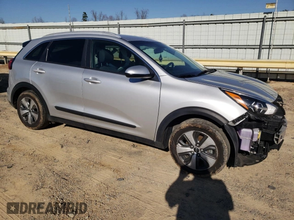 2020 Kia Niro LXS with VIN KNDCB3LC6L5397042, listed as a Copart auction lot 48402995 with 133,882 mi miles and Salvage Title. Bid and sale history available at carsss.com. Image 4.