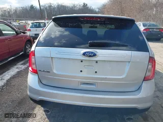 2011 Ford Edge SE with VIN 2FMDK3GC5BBB04428, listed as a IAAI auction lot 41458391 with 137,919 mi miles. Bid and sale history available at carsss.com. Image 15.