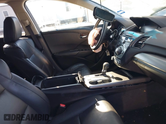 2013 Acura RDX Tech Pkg with VIN 5J8TB3H52DL017963, listed as a IAAI auction lot 41589478 with 92,117 mi miles. Bid and sale history available at carsss.com. Image 5.