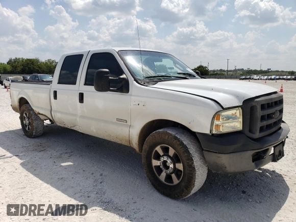 2006 Ford F-350 with VIN 1FTWW30P46EC47122, listed as a Copart auction lot 71742404 with 185,108 mi miles and Salvage title. Bid and sale history available at DreamBid. Image 4.