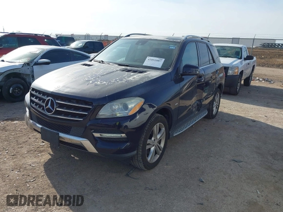 2012 Mercedes-Benz M ML 350 with VIN 4JGDA5HB9CA056210, listed as a IAAI auction lot 41892887 with 178,836 mi miles. Bid and sale history available at carsss.com. Image 17.