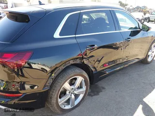 2019 Audi e-tron Premium Plus with VIN WA1LAAGE9KB021724, listed as a IAAI auction lot 41643596 with 34,804 mi miles. Bid and sale history available at carsss.com. Image 6.