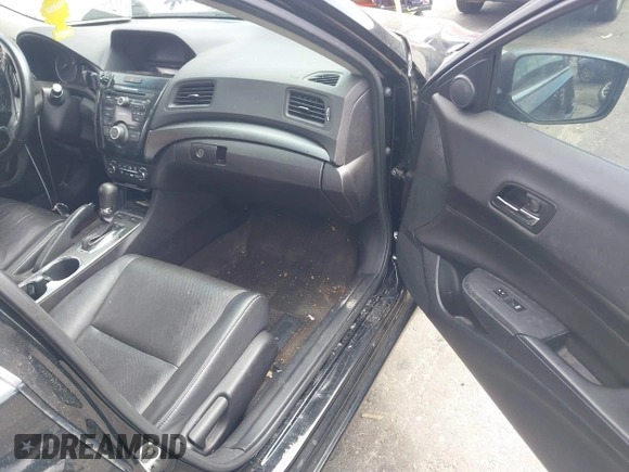 2014 Acura ILX Premium Pkg with VIN 19VDE1F51EE006568, listed as a IAAI auction lot 41791025 with 118,803 mi miles. Bid and sale history available at carsss.com. Image 5.