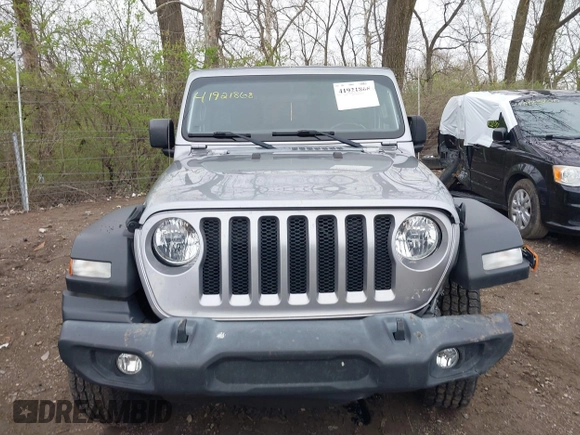 2020 Jeep Wrangler Unlimited Sport S z VIN 1C4HJXDN3LW115076, wystawiony jako IAAI lot #41921868 z przebiegiem 93 052 mil mil oraz . Historia ofert i sprzedaży dostępna na DreamBid. Obrazek 12.