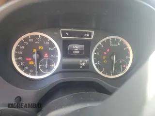 2019 Infiniti QX30 Luxe z VIN SJKCH5CP1KA007660, wystawiony jako Copart lot #45919255 z przebiegiem 51 060 mil mil oraz Szkody całkowita. Historia ofert i sprzedaży dostępna na DreamBid. Obrazek 9.