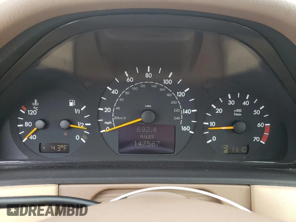 2002 Mercedes-Benz E-Class with VIN WDBJF82J72X062639, listed as a Copart auction lot 43510205 with 147,587 mi miles and Clean Title. Bid and sale history available at carsss.com. Image 9.