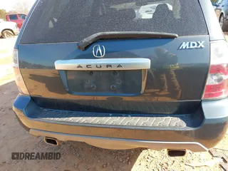 2005 Acura MDX with VIN 2HNYD18205H531571, listed as a IAAI auction lot 41405975 with 127,354 mi miles. Bid and sale history available at carsss.com. Image 15.