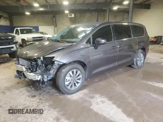 2023 Chrysler Pacifica Hybrid Touring L z VIN 2C4RC1L72PR611659, wystawiony jako Copart lot #55659225 z przebiegiem 40 020 mil mil oraz Szkoda całkowita • Salvage title. Historia ofert i sprzedaży dostępna na DreamBid. Obrazek 1.
