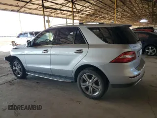 2014 Mercedes-Benz M 350 z VIN 4JGDA5HB2EA270667, wystawiony jako Copart lot #56003115 z przebiegiem 110 964 mil mil oraz Szkoda całkowita • Salvage title. Historia ofert i sprzedaży dostępna na DreamBid. Obrazek 2.