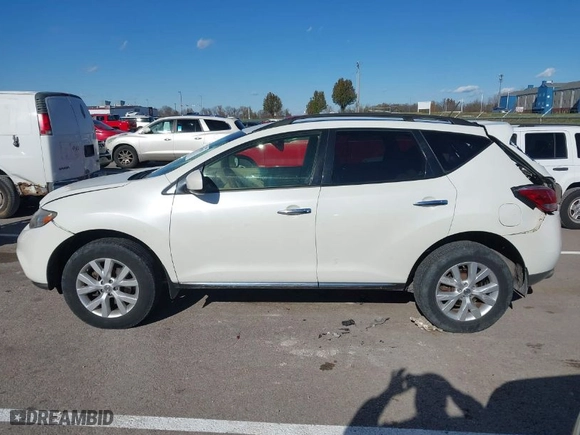 2013 Nissan Murano SL with VIN JN8AZ1MW4DW300680, listed as a IAAI auction lot 40841878 with 142,016 mi miles. Bid and sale history available at carsss.com. Image 14.