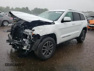 2020 Jeep Grand Cherokee Laredo E with VIN 1C4RJFAG0LC137882, listed as a Copart auction lot 60238135 with 88,326 mi miles and Salvage title. Bid and sale history available at DreamBid. Image 1.