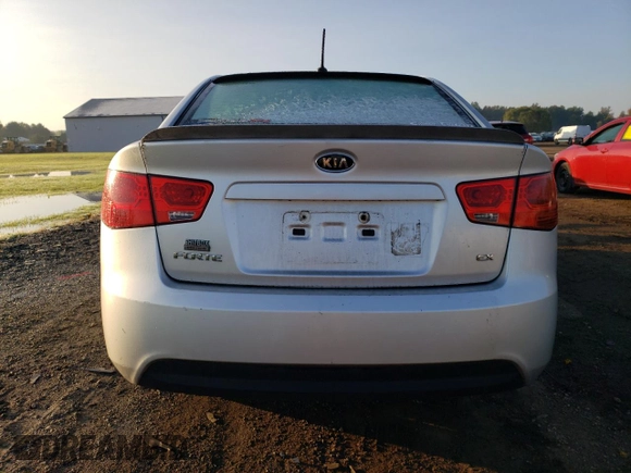 2010 Kia Forte EX with VIN KNAFU4A27A5812872, listed as a Copart auction lot 76876404 with 158,403 mi miles and Clean Title. Bid and sale history available at carsss.com. Image 6.