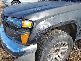 2004 Chevrolet Colorado LS Z85 with VIN 1GCCS198648176029, listed as a IAAI auction lot 41269418 with 198,985 mi miles. Bid and sale history available at carsss.com. Image 15.