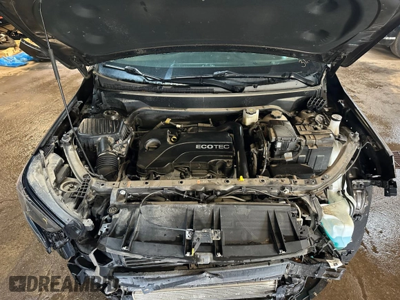 2020 GMC Terrain SLE with VIN 3GKALTEV8LL145266, listed as a Copart auction lot 61656315 with 31,898 mi miles and Salvage title. Bid and sale history available at DreamBid. Image 5.