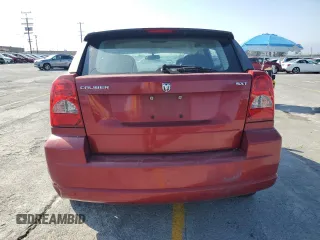 2007 Dodge Caliber SXT z VIN 1B3HB48B77D340860, wystawiony jako Copart lot #55637705 z przebiegiem 152 933 mil mil oraz Czysty tytuł • Clean title. Historia ofert i sprzedaży dostępna na DreamBid. Obrazek 6.