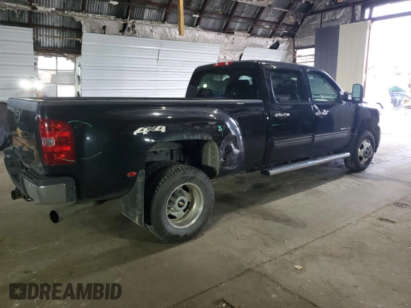 2014 Chevrolet Silverado 3500HD LTZ with VIN 1GC4K1C89EF138109, listed as a Copart auction lot 81026634 with 117,552 mi miles and Salvage Title. Bid and sale history available at carsss.com. Image 3.