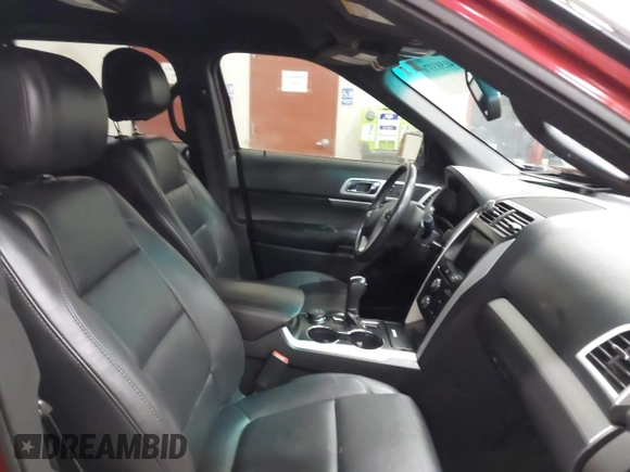 2014 Ford Explorer XLT with VIN 1FM5K8D82EGC13413, listed as a IAAI auction lot 41583376 with 138,890 mi miles and . Bid and sale history available at carsss.com. Image 5.