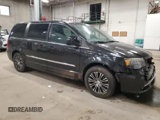 2014 Chrysler Town & Country S with VIN 2C4RC1HG1ER176087, listed as a Copart auction lot 47685805 with 130,257 mi miles and Salvage Title. Bid and sale history available at carsss.com. Image 4.