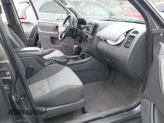 2006 Ford Escape XLS with VIN 1FMYU02Z26KA03834, listed as a IAAI auction lot 41447539 with 168,160 mi miles and . Bid and sale history available at DreamBid. Image 5.
