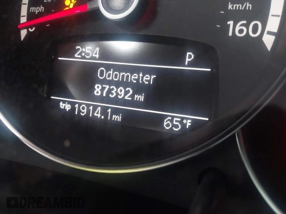2013 Volkswagen Beetle 2.5L with VIN 3VWJP7AT6DM667477, listed as a IAAI auction lot 42215545 with 87,392 mi miles and . Bid and sale history available at DreamBid. Image 15.