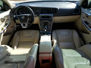 2014 Volvo S60 T5 z VIN YV1612FSXE1297575, wystawiony jako Copart lot #46664245 z przebiegiem 128 429 mil mil oraz Szkoda całkowita • Salvage title. Historia ofert i sprzedaży dostępna na DreamBid. Obrazek 8.