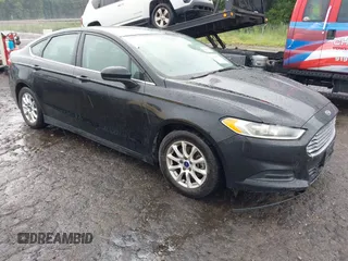 2016 Ford Fusion S with VIN 3FA6P0G70GR255496, listed as a IAAI auction lot 42645878 with 198,899 mi miles and . Bid and sale history available at DreamBid. Image 1.