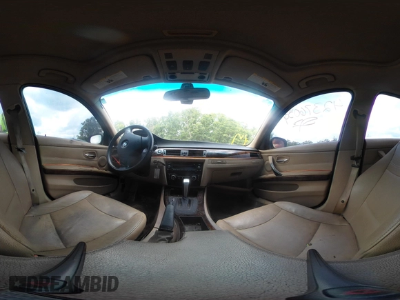 2011 BMW 3 Series 328i with VIN WBAPH5G55BNM81646, listed as a IAAI auction lot 42376059 with 116,318 mi miles and . Bid and sale history available at DreamBid. Image 19.