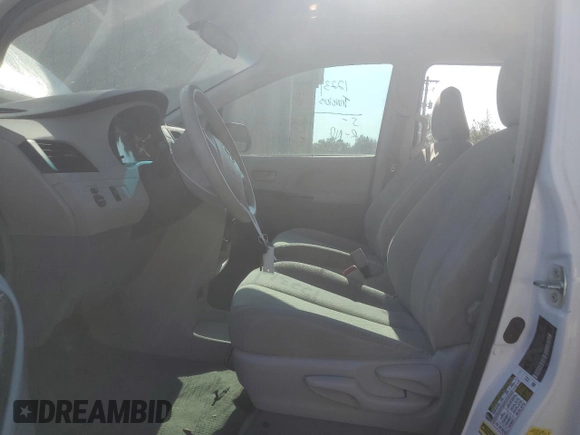 2012 Toyota Sienna with VIN 5TDZK3DC4CS204325, listed as a Copart auction lot 70357864 with 57,665 mi miles and Salvage Title. Bid and sale history available at carsss.com. Image 7.