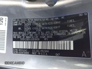 2018 Toyota Sienna XLE Auto Access Seat with VIN 5TDYZ3DC4JS958698, listed as a IAAI auction lot 41815340 with 164,903 mi miles. Bid and sale history available at carsss.com. Image 9.