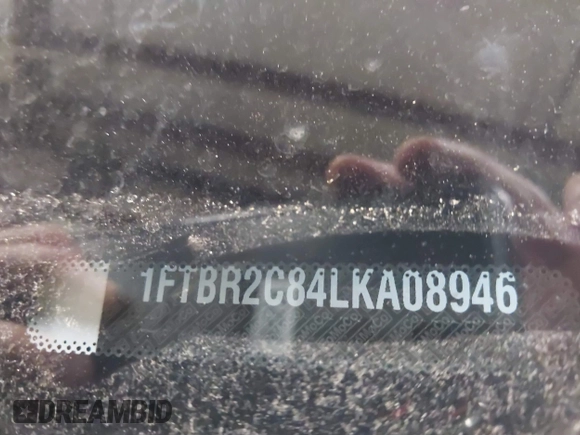 2020 Ford Transit Cargo z VIN 1FTBR2C84LKA08946, wystawiony jako IAAI lot #41716396 z przebiegiem 77 272 mil mil oraz . Historia ofert i sprzedaży dostępna na DreamBid. Obrazek 9.