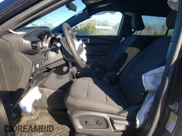 2021 Ford Police Interceptor Utility z VIN 1FM5K8AB2MGC00272, wystawiony jako Copart lot #81957073 z przebiegiem Nie podano mil oraz Szkoda całkowita • Salvage title. Historia ofert i sprzedaży dostępna na DreamBid. Obrazek 7.