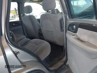 2003 GMC Envoy SLT with VIN 1GKDS13S732346641, listed as a IAAI auction lot 42111222 with 291,231 mi miles and . Bid and sale history available at DreamBid. Image 8.