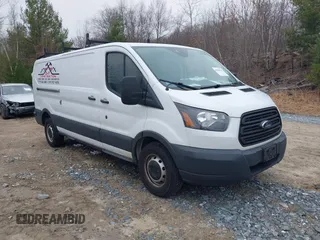 2017 Ford Transit z VIN 1FTBW2YM2HKB52162, wystawiony jako IAAI lot #41908163 z przebiegiem 152 751 mil mil oraz . Historia ofert i sprzedaży dostępna na DreamBid. Obrazek 1.