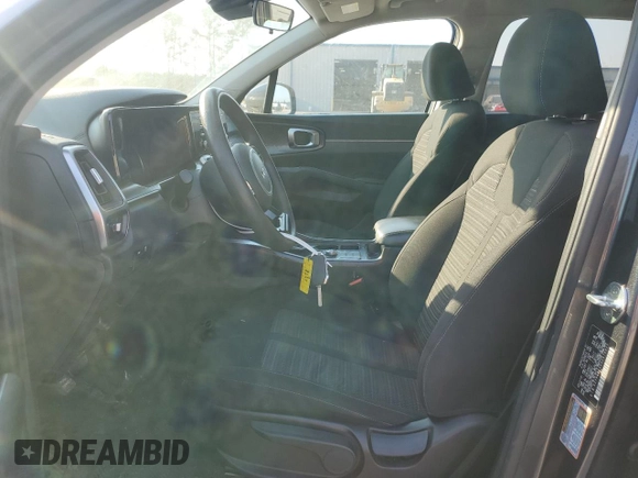 2022 Kia Sorento LX with VIN 5XYRG4LC6NG076825, listed as a Copart auction lot 46995135 with 75,882 mi miles and Salvage Title. Bid and sale history available at carsss.com. Image 7.